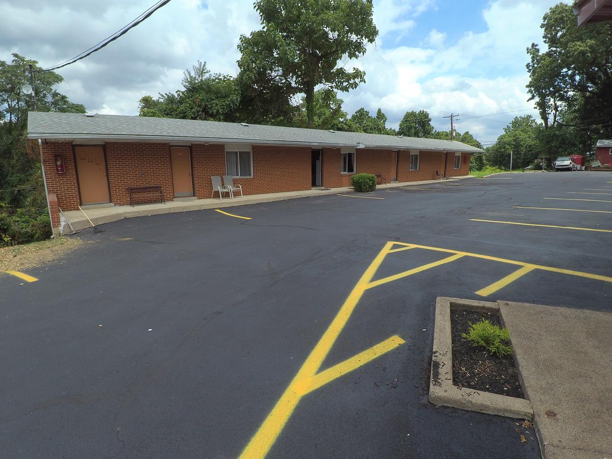 Highland Inn New Cumberland Exterior foto